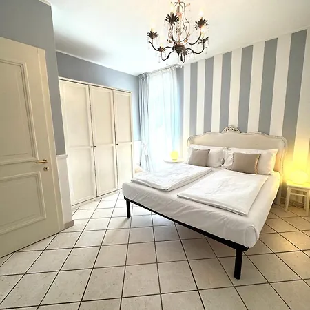 La Perla * Torri Del Benaco