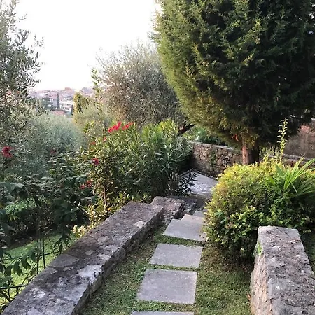 La Perla *