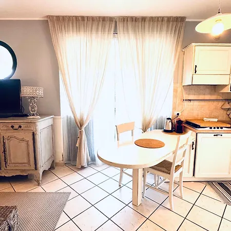 La Perla * Torri Del Benaco