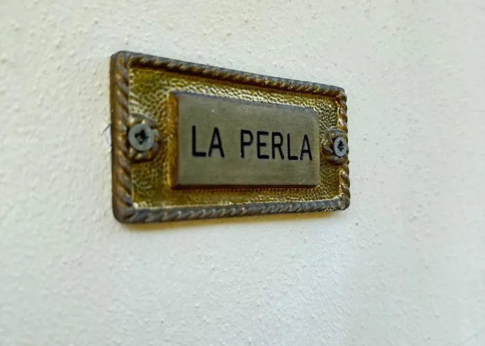 La Perla * Torri Del Benaco